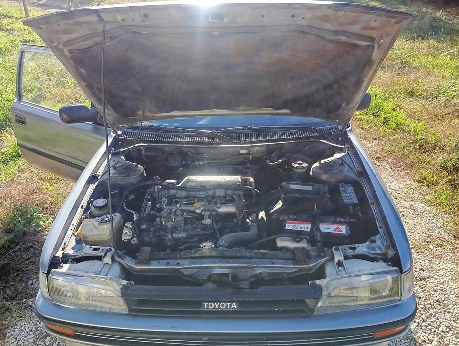Toyota corolla 1.8d comercial