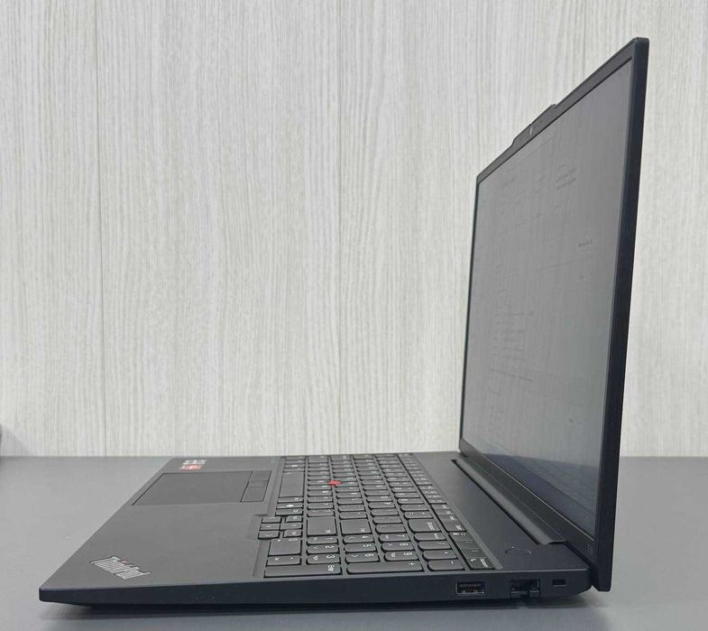 Ноутбук Lenovo ThinkPad E16 Gen 2 16GB/256GB