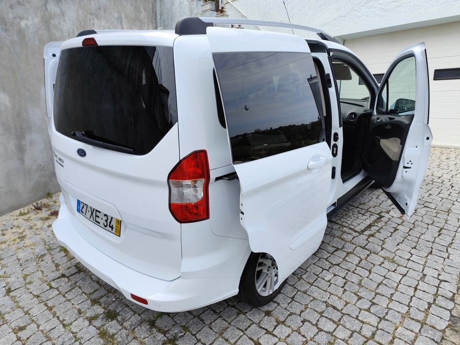 Ford Tourneo Courier 1.0 Ecoboost 2019