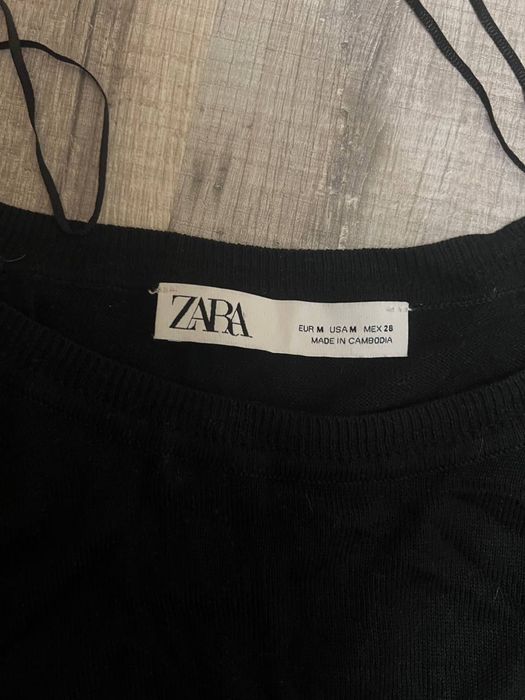 zara кофта чорно-зелена у полоску