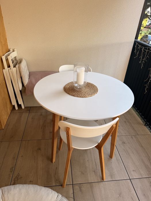 Stol okragly z 2 krzeslami