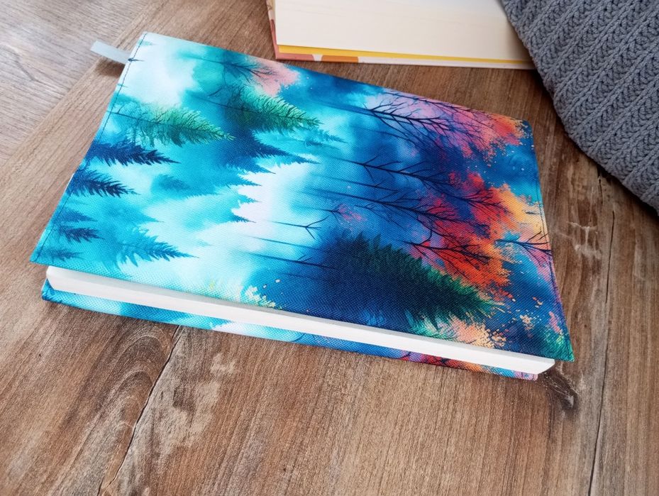 Otulacz na książki. Etui. Okładka.
