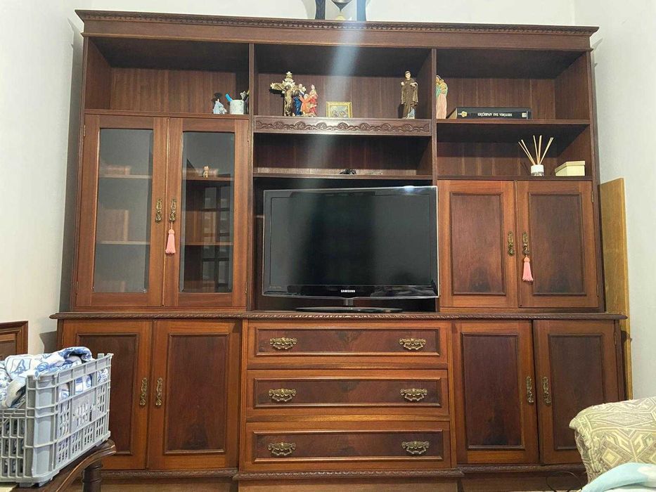 Móvel antigo de Sala