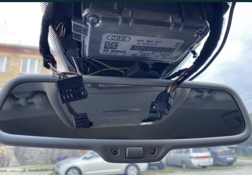 Камера асистентів в дзеркалі ACC: Audi A6 A7 A8, Volkswagen Tuareg