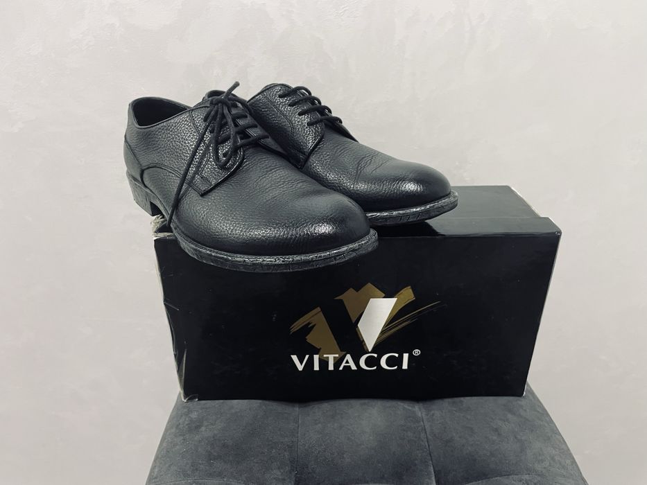 Туфлі  ботинки VITACCI  шкіряні 41/42р