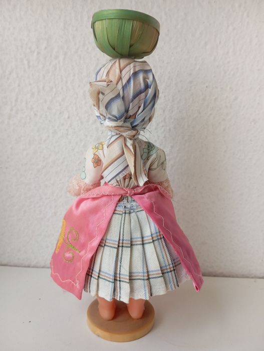 Boneca da Nazaré 7 saias
