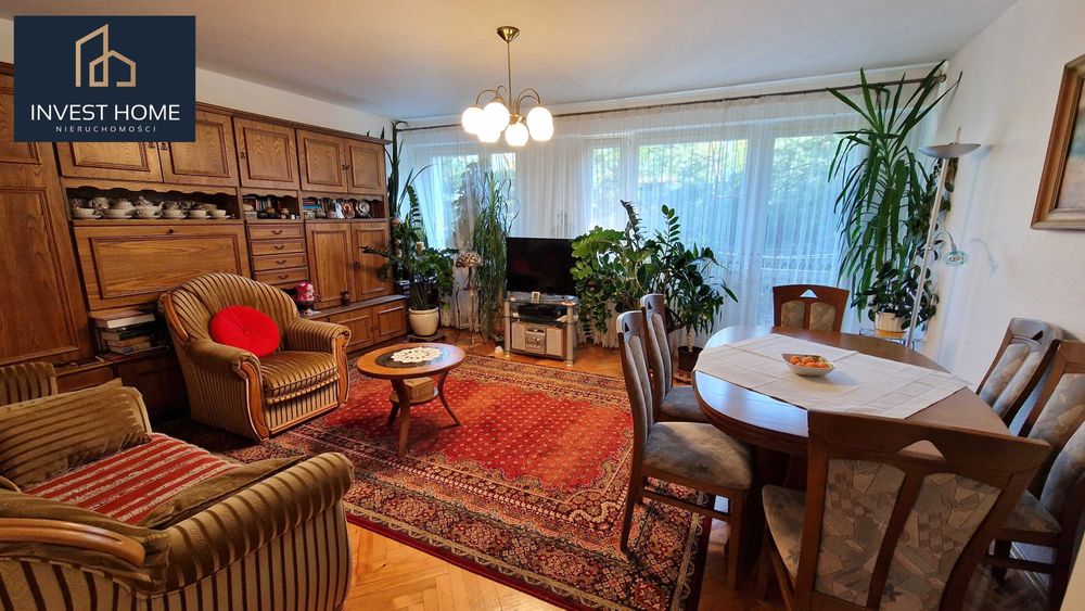 Sprzedam - 72,6m2- 4 pokoje - BALKON - 2 piętro - ul.Chopina, Konin