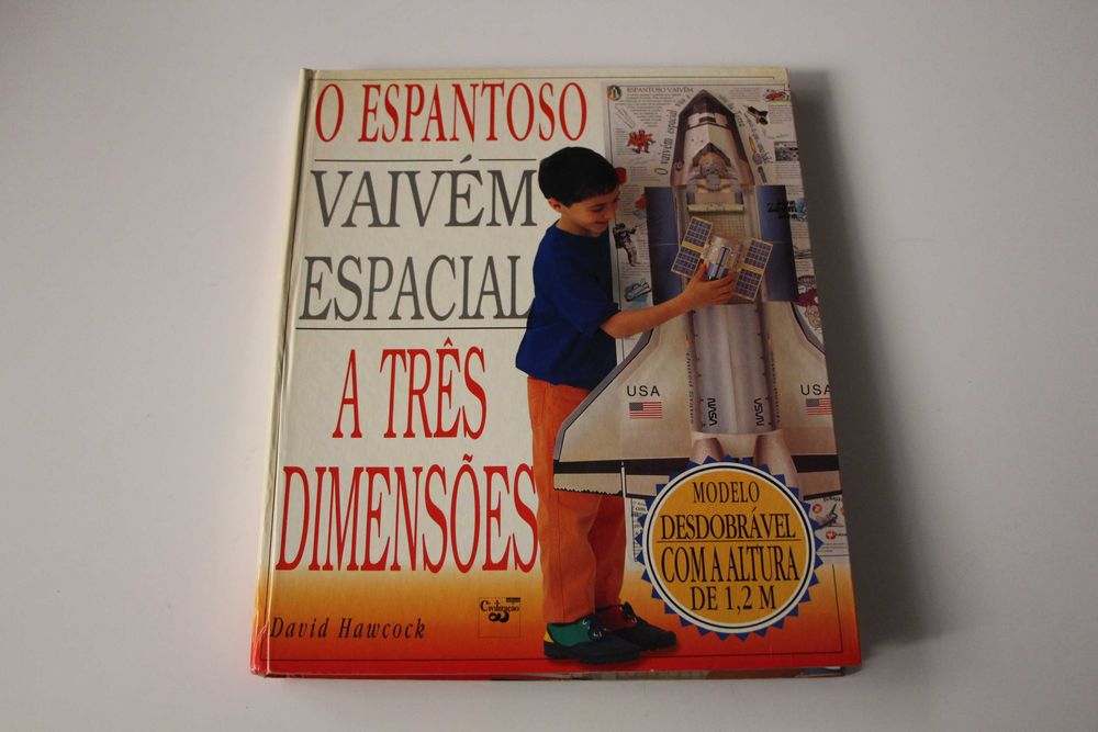 Livro 3D vaivém espacial