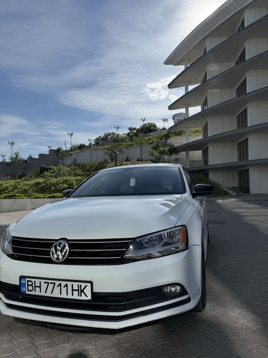 Продам Volkswagen Jetta 2016
