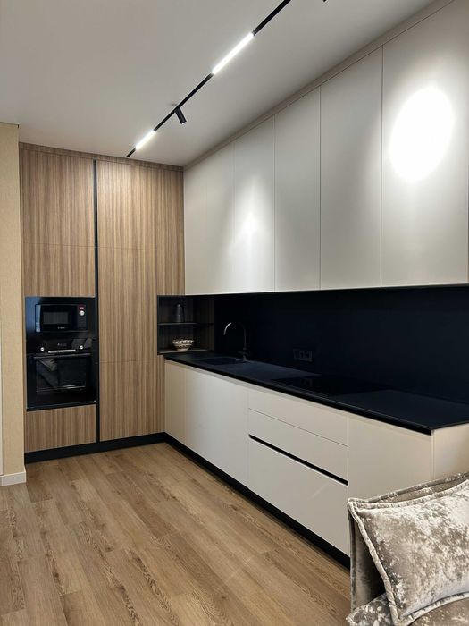 Квартира з ремонтом в заміському ЖК бізнес класу Park Lake City