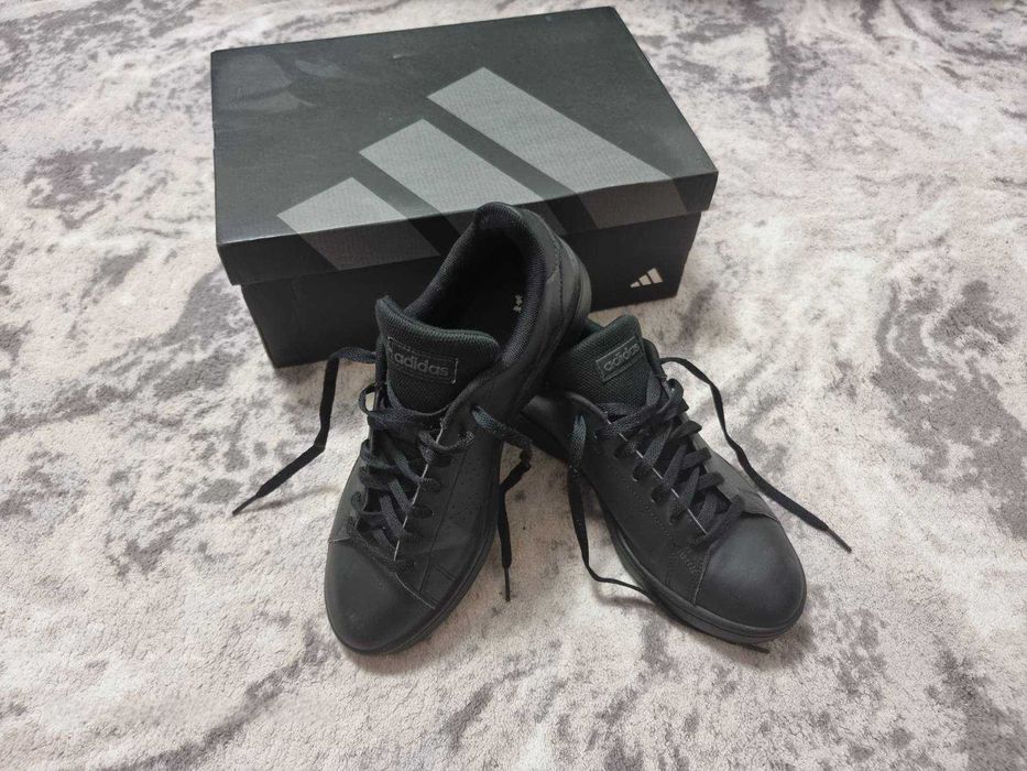 Продам кросівки ADIDAS