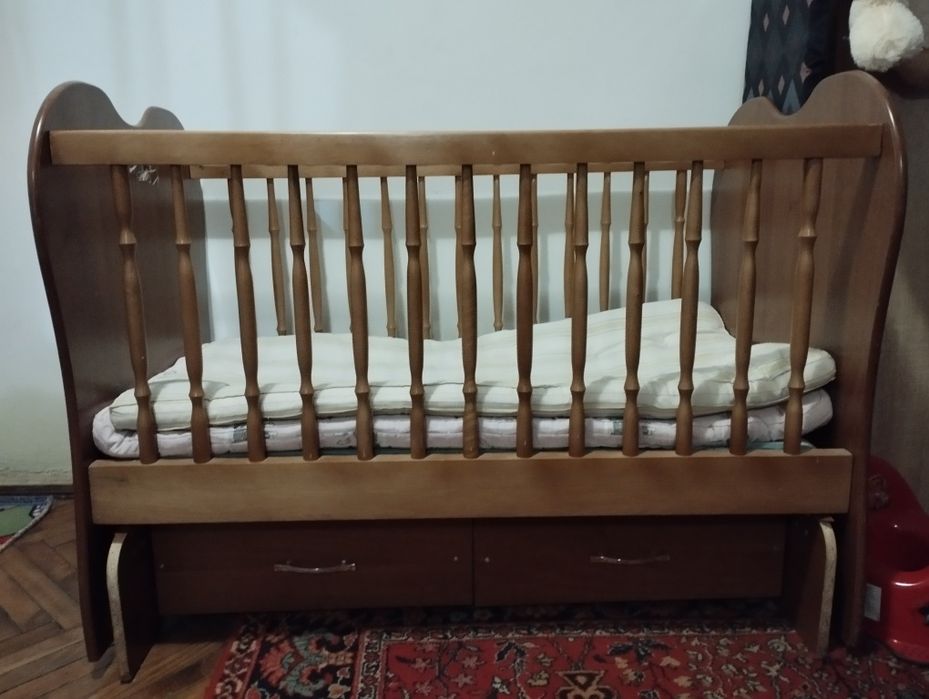 Ліжечко дитяче. Б.у.