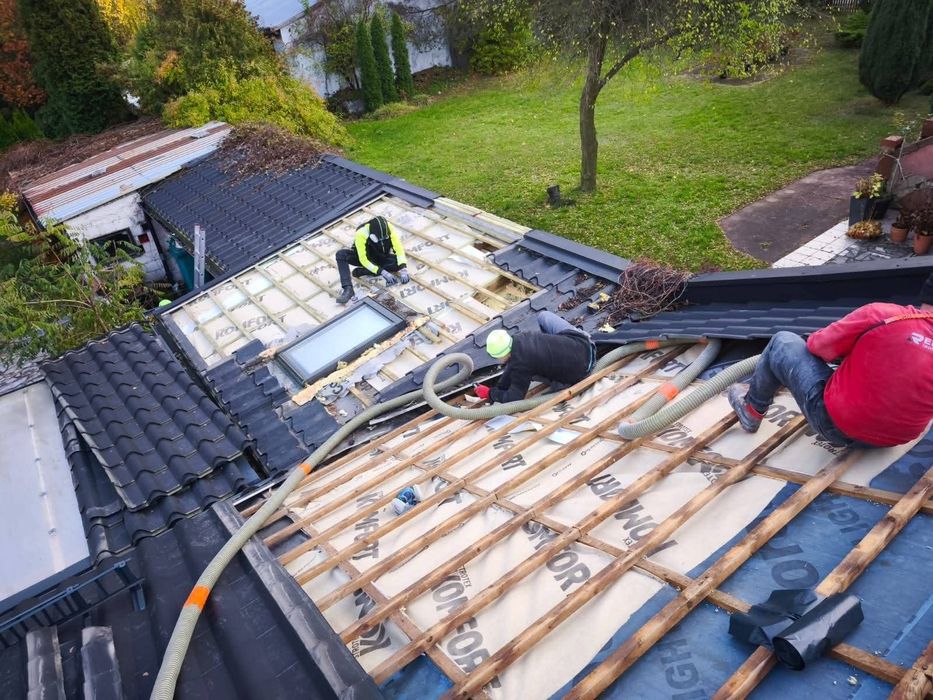 Naprawa dachu po kunie