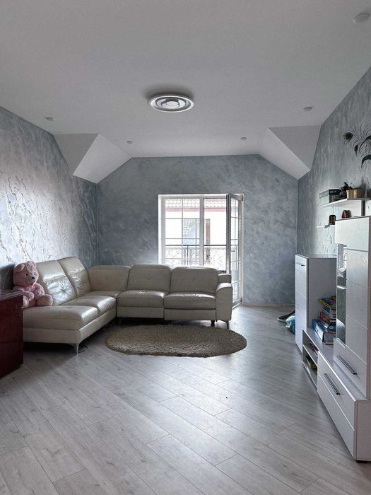 БудинокЧервоні гориКолоденка