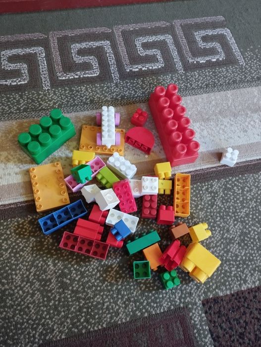 Конструктор (дітям від 1 року)