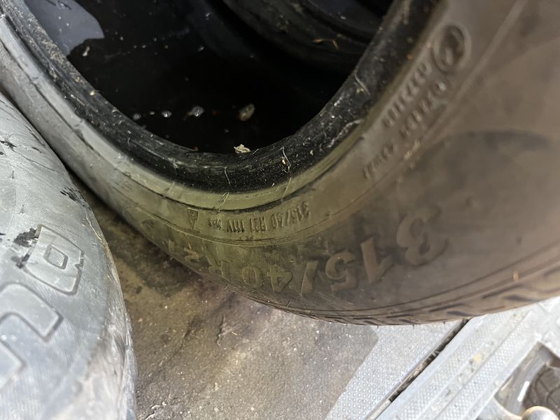 Шини Pirelli 315/40 R21 , резина хороший стан зима б/у склад база