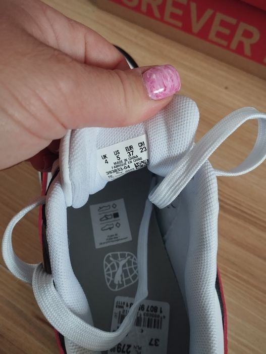 Nowe buty Puma dla chłopca 37