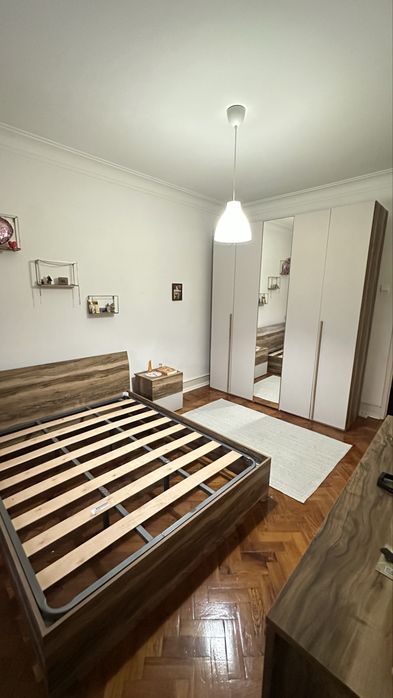 Conjunto Cama de Casal (150x190) + Somier + 2 Mesas de Cabeceira - Conforama