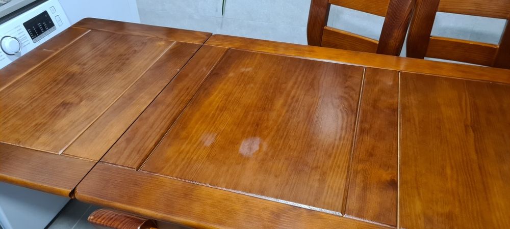 Mesa de cozinha extensível