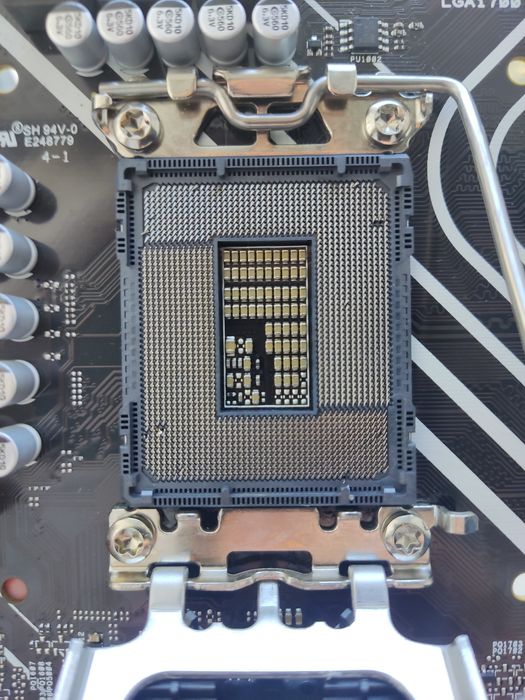 Продам Материнскую Плату Asus b660m-K D4