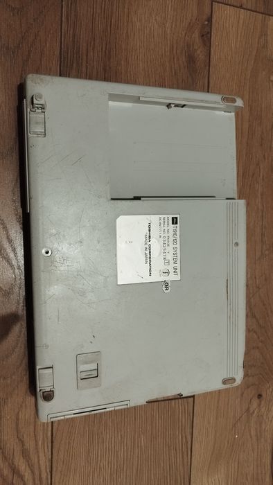 Laptop Toshiba T1910