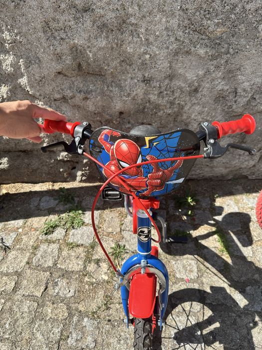 Bicicleta Spider-Man Criança 14” – 4 a 5 Anos