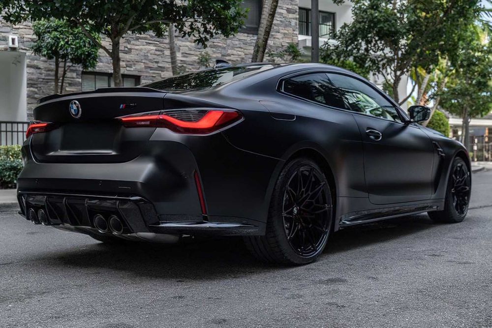 BMW M4 Competition      2022