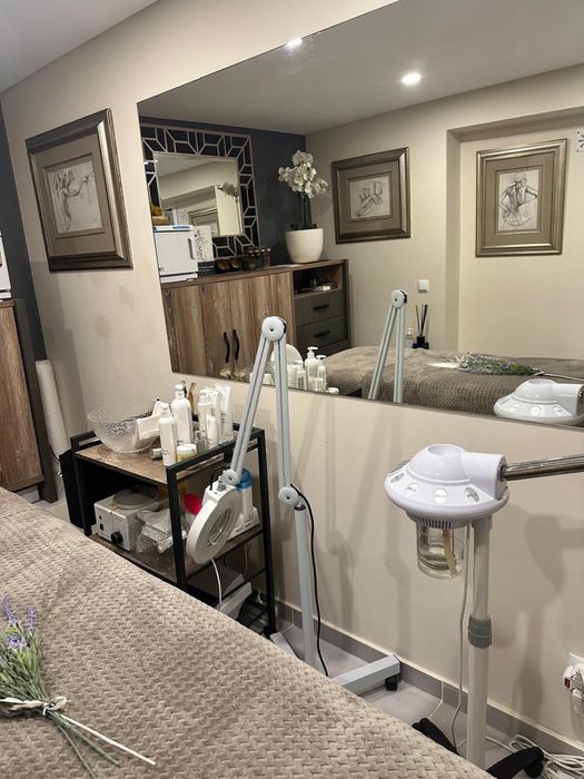 Cabeleireiro, centro de estética para trespasse na Rua João da Silva