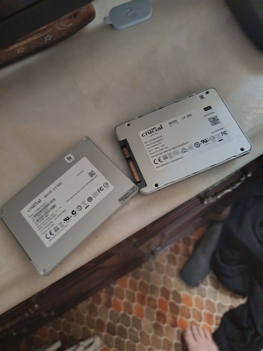Dois discos sata SSD 240gb cada