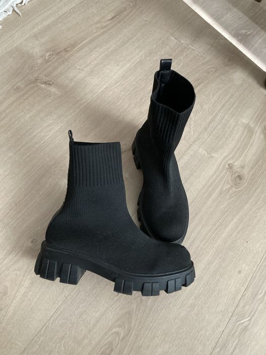 Осінні черевики з тканини