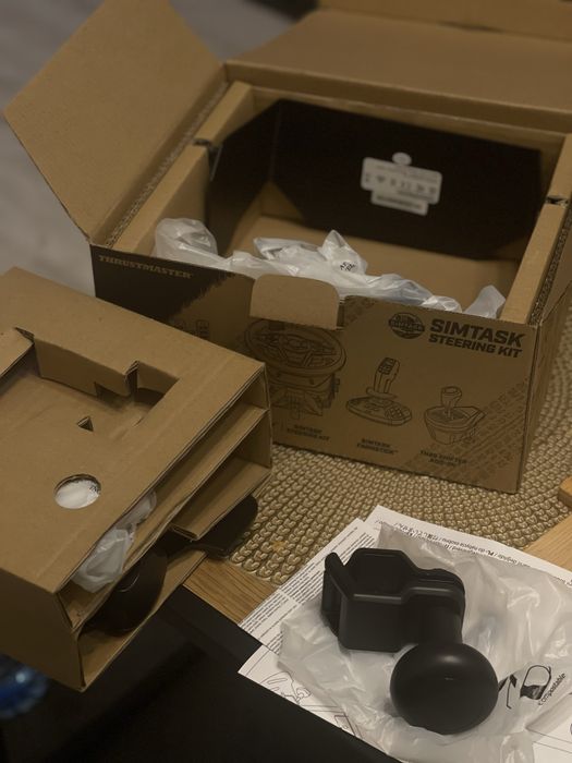 Thrustmaster  |  SIMTASK steering kit