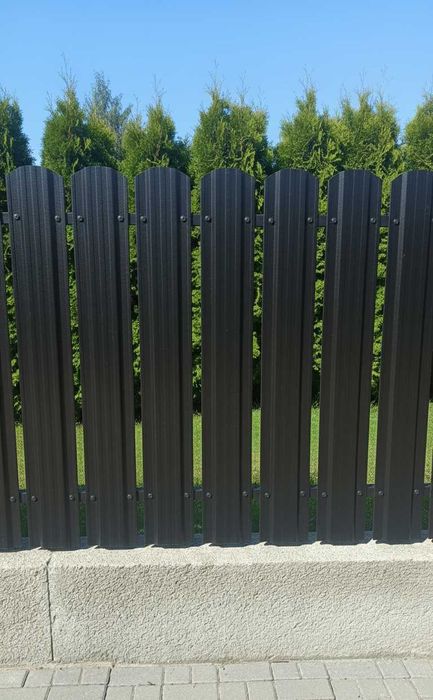 Sztachety metalowe profilowane z blachy - PRODUCENT