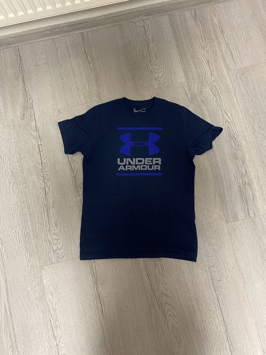 Футболка under armour