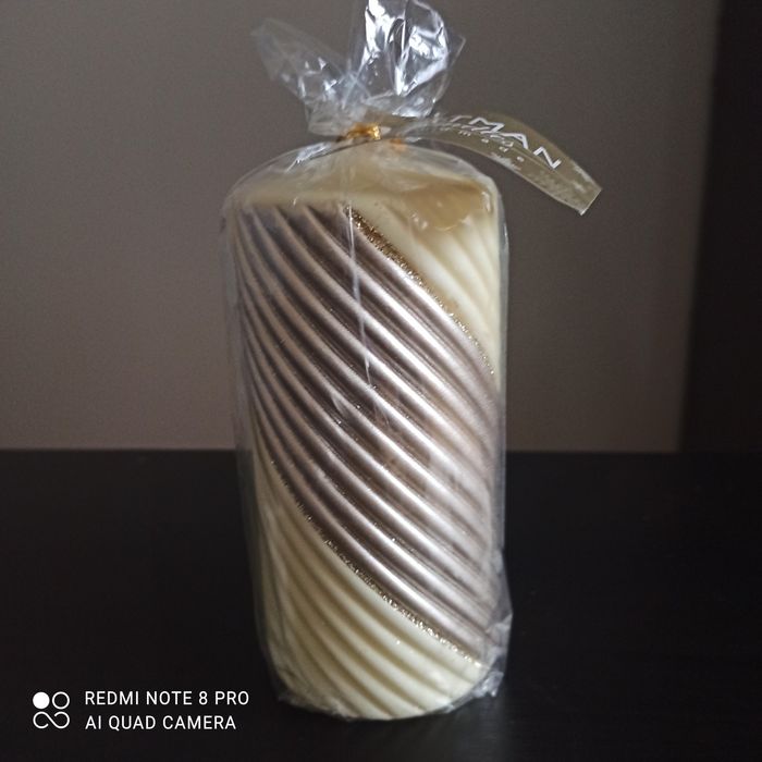 Świeca ozdobna ręcznie robiona ARTMAN