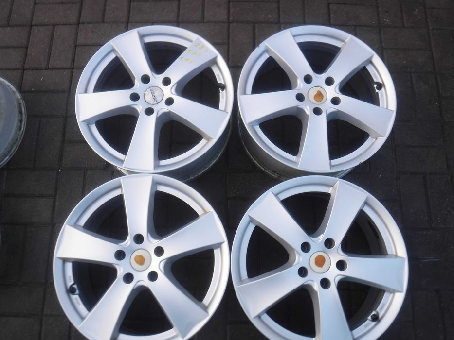 4xAlufelgi Dezent 18 cali 7,5J ET42 5x115 TPMS