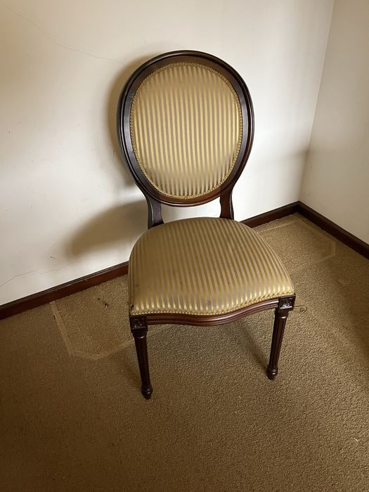 Cadeira para restaurar