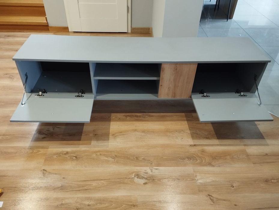 Półka pod Tv jak nowa !!