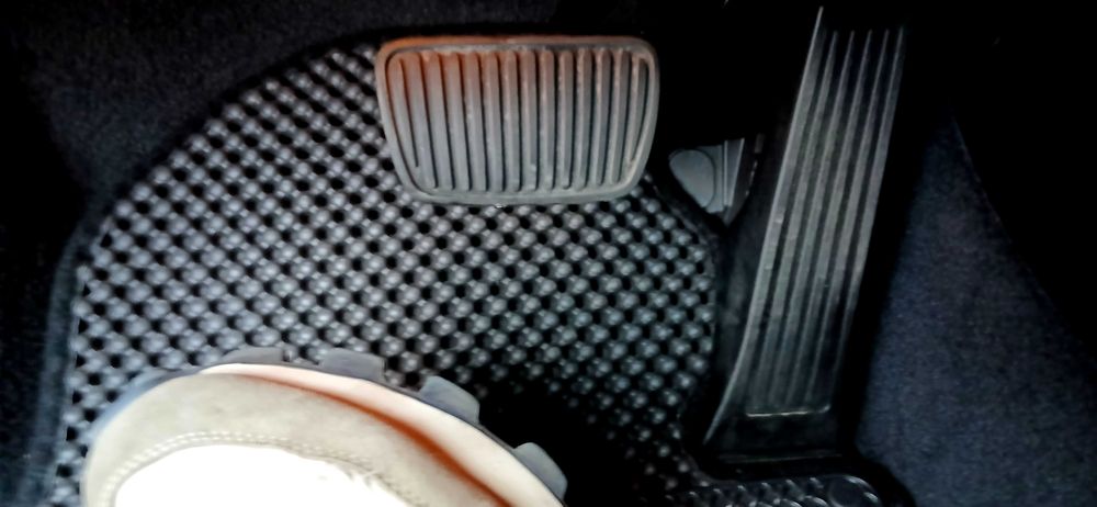 Продам автомобіль Hyundai Sonata LPI