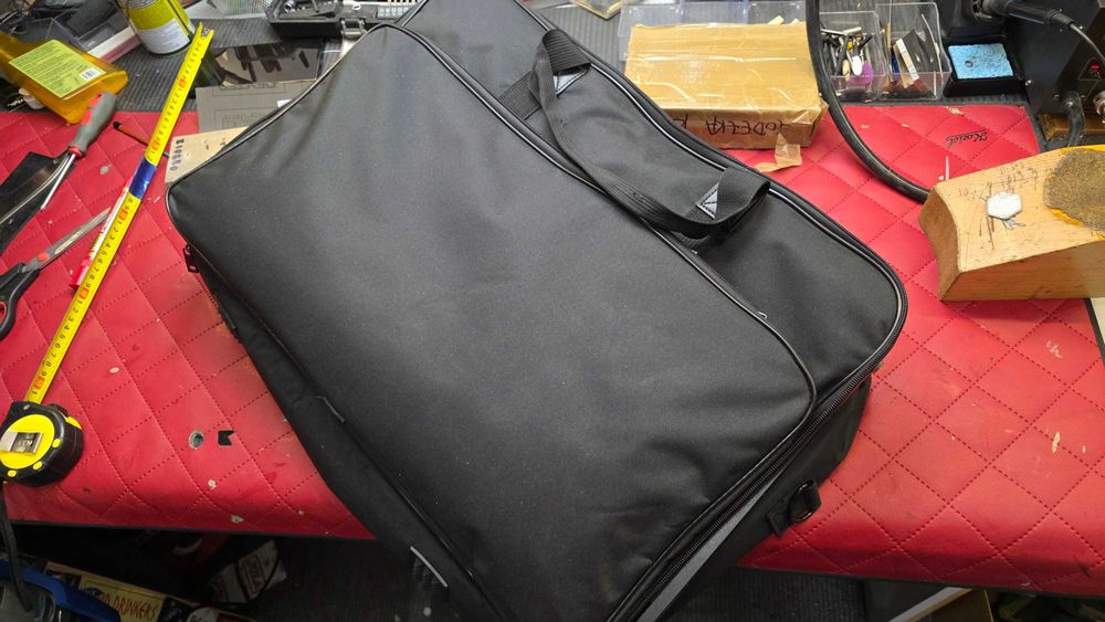 Pedalboard gitarowy z zasilaczem i torbą Caline CB102A