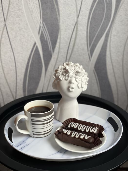 Дуже красива таця