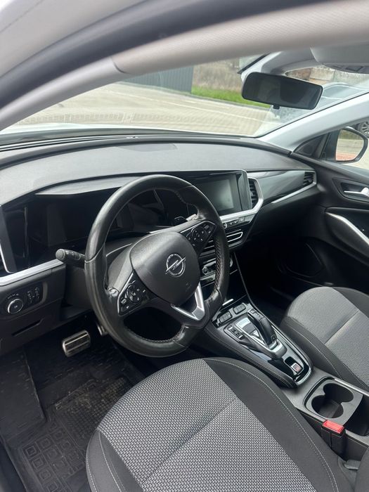 Opel Grandland в ідеальному стані