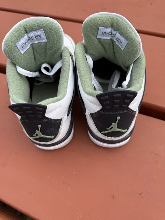 Buty Air Jordan 4 Retro Seafoam roz 40.5 AQ9129-103