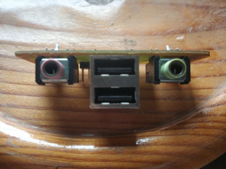 Материнська плата, та інші запчастини до ноутбука