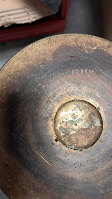 Łuska artyleryjska mosiężna_ wazon_105mm-1962r