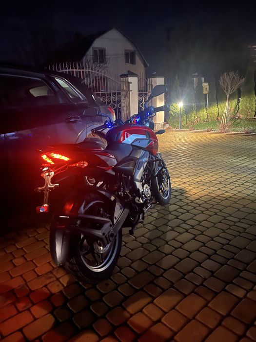Bajaj Pulsar NS200 2024 новий