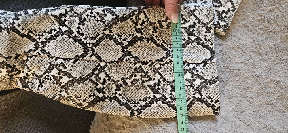 Kozaki wiosenne w panterkę rozmiar 38