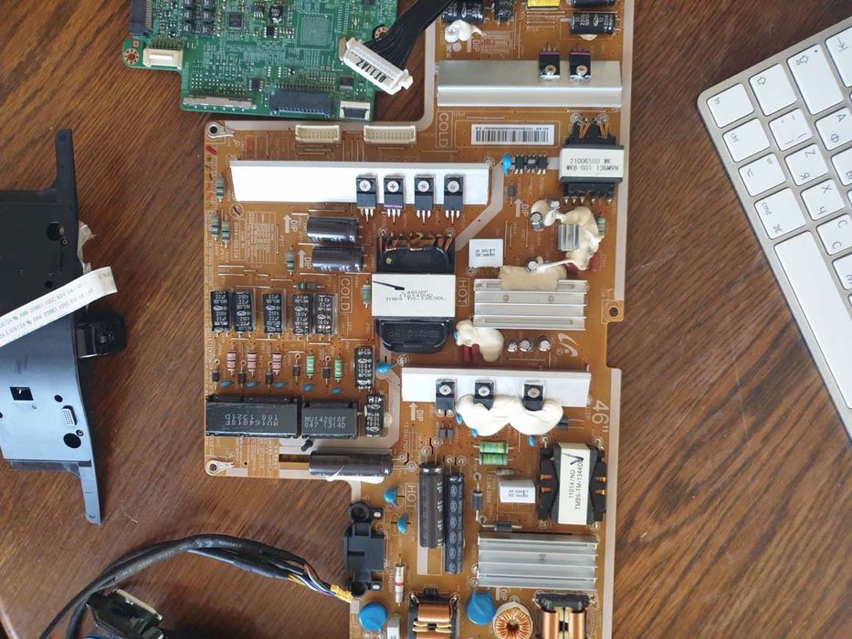 Продам комплектуючі