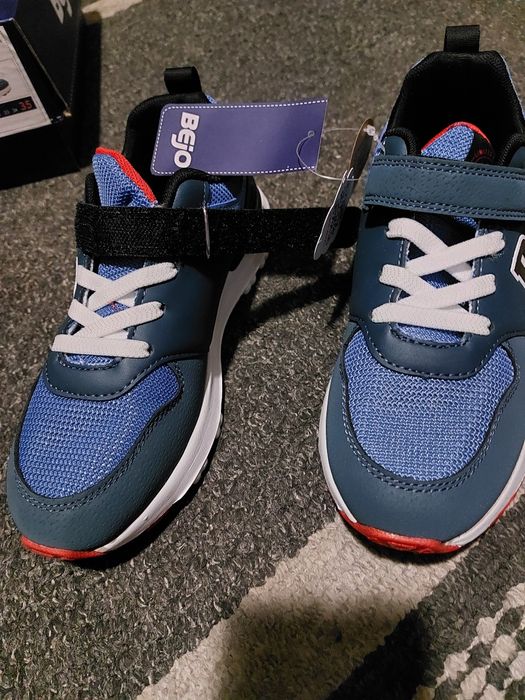 Buty sportowe  bejo 35