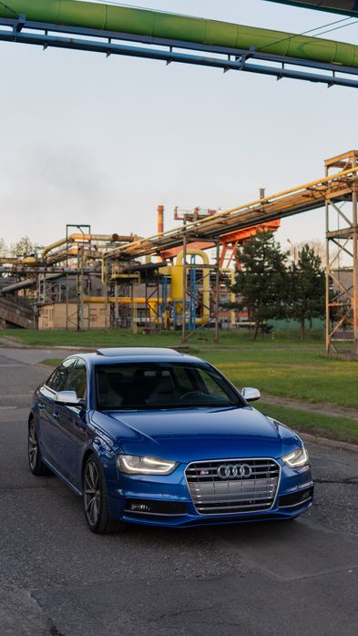 Audi S4 333KM limousine