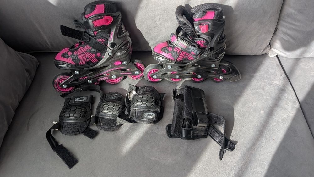 Łyżworolki Roces Jokey 3.0 Girl czarno-różowe rozm 30-33